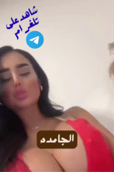 بوستر فيلم بسيط خلفية سوداء صورة ظل شخص _20251110_014719_0000